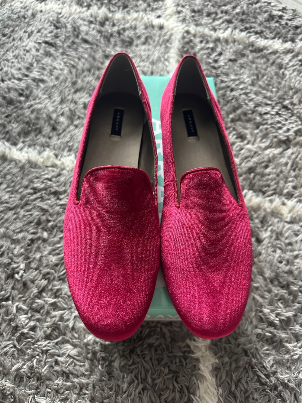 Women’s Velvet Slip-On Loafers. 

Brand new never used
